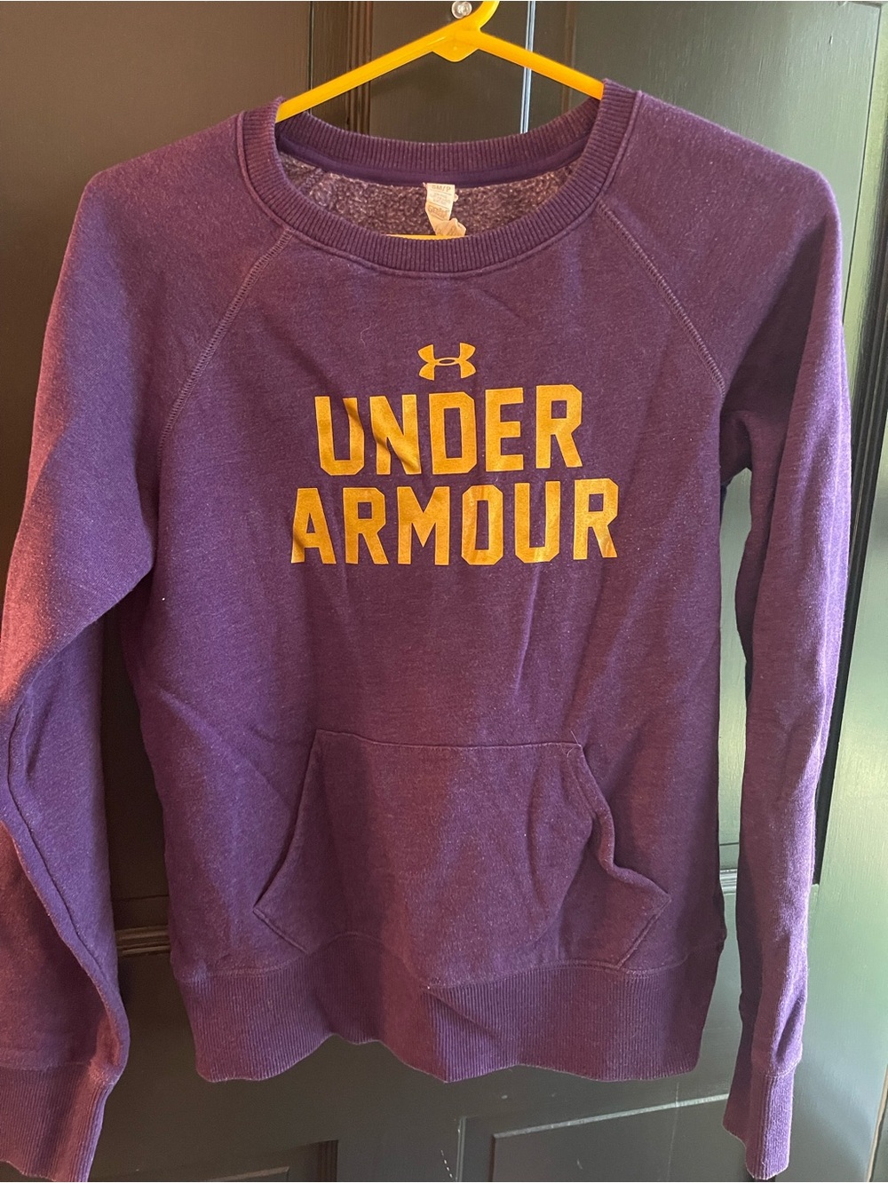 Women’s Underarmour Crewnwxk sweatshirt